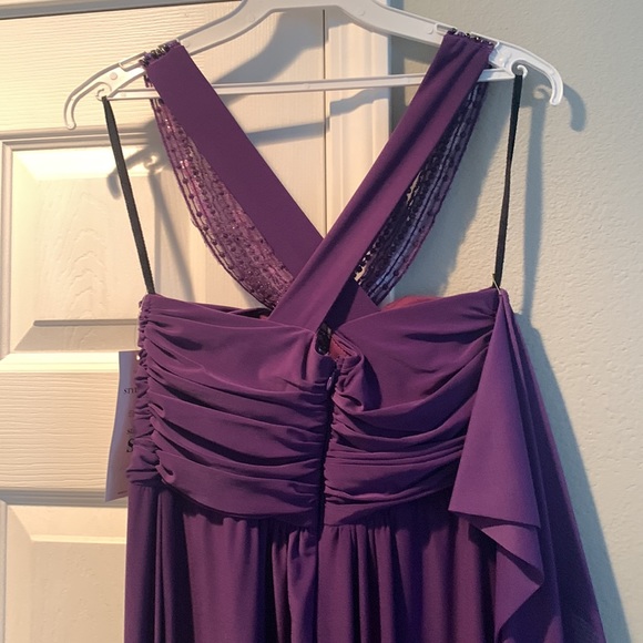 NWT purple long length beaded cross front and back. Size Small. Bust- 34” - Picture 4 of 4